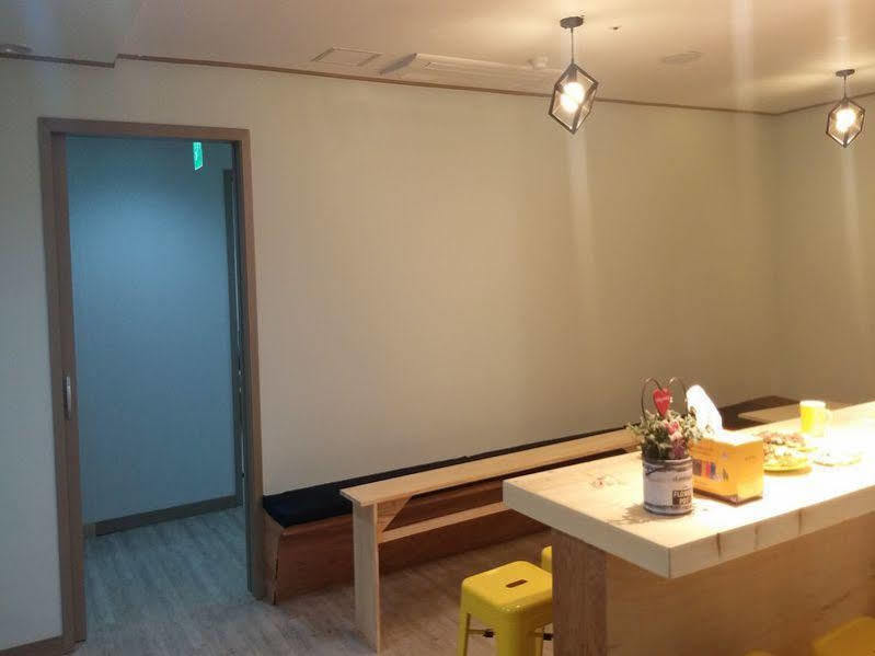 Terra Guesthouse 2 ปูซาน ภายนอก รูปภาพ